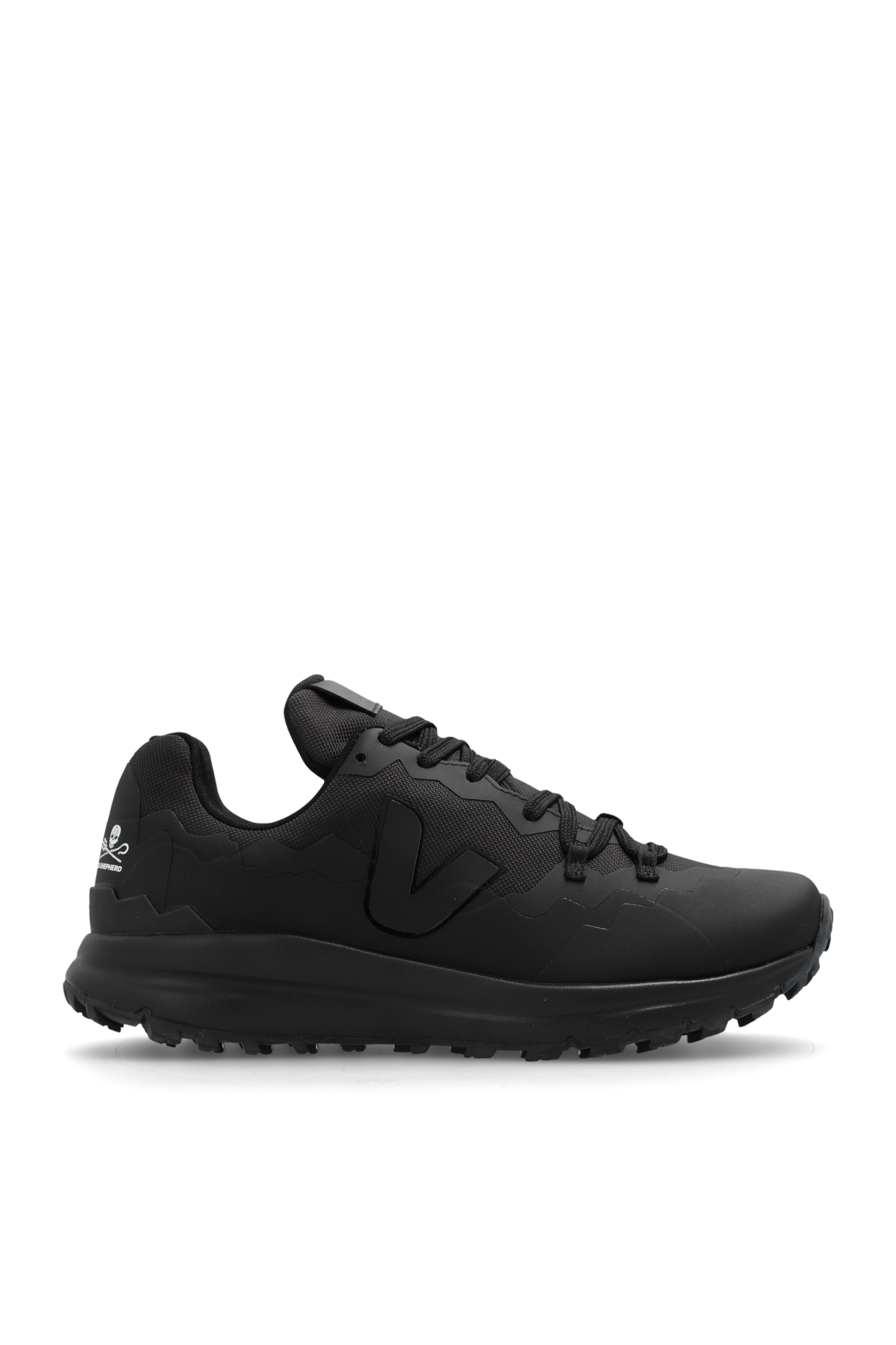 black-veja-x-sea-shepherd-veja-vitkac-gb
